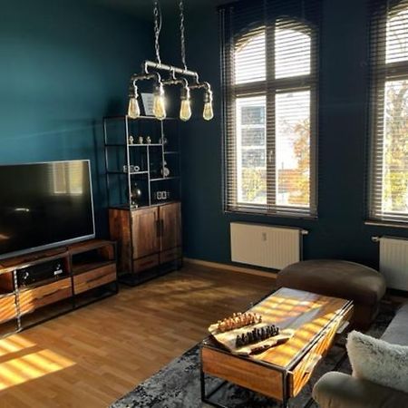 Ferienwohnung "Charlotte" Nahe Der Elbe Mit Kostenlosem Parkplatz Vor Der Tuer Magdeburg Eksteriør bilde